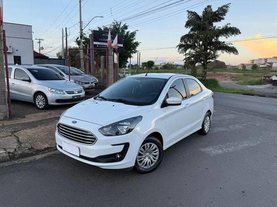 FORD KA 1.5 TI-VCT FLEX SE SEDAN MANUAL FORD KA 1.5 TI-VCT FLEX SE SEDAN MANUAL
